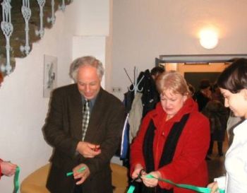 ADRA-leden 2004 otevření dobrovolnického centra